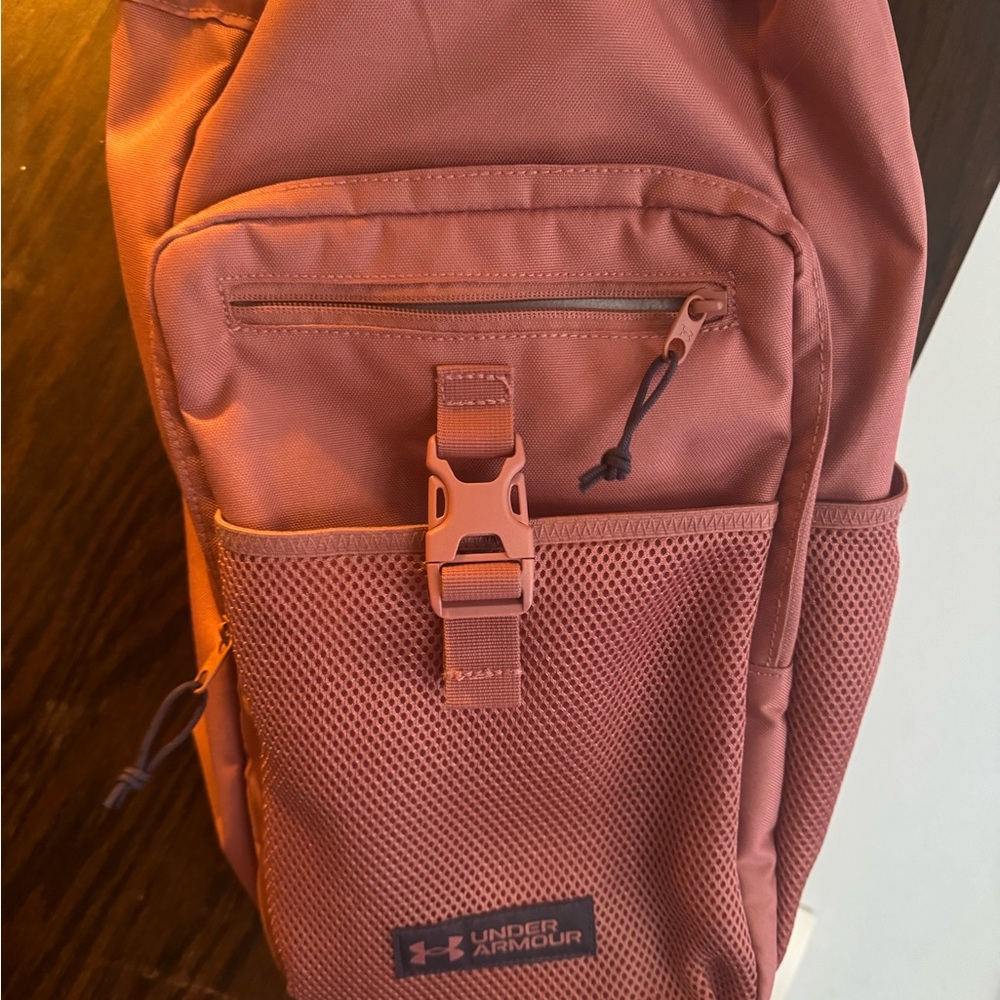 Under Armour woman’s sling pack